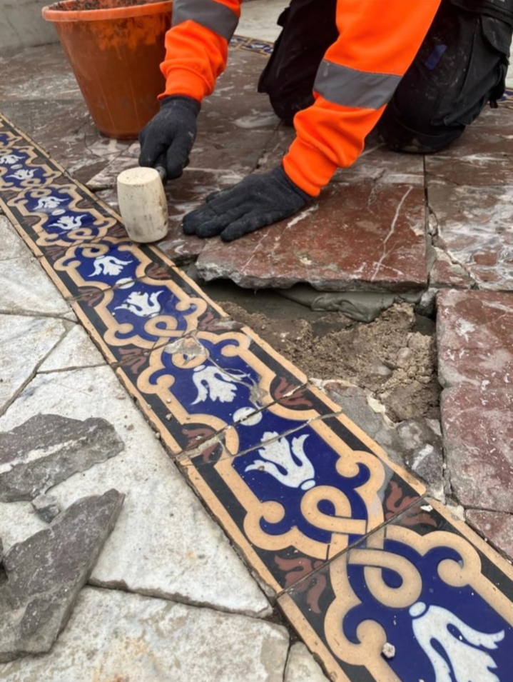Pmac operative rebedding stone tile